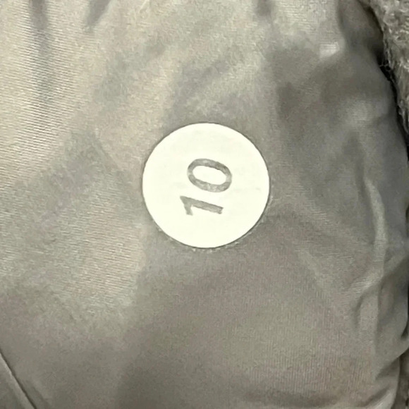 Lululemon reversible  jacket - Picture 3 of 3